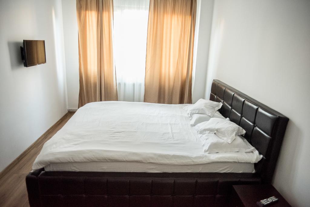 Executive Apartments 2 Craiova Esterno foto